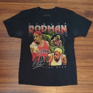 Vintage Y2K 90s Basketball Graphic Tee Size Medium